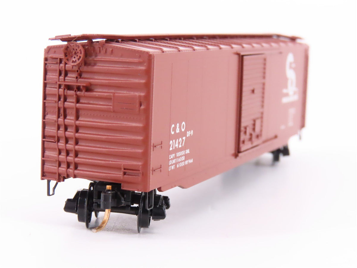 N Scale Kadee Micro-Trains MTL 31080 C&amp;O Chesapeake &amp; Ohio 50&#39; Box Car #21427