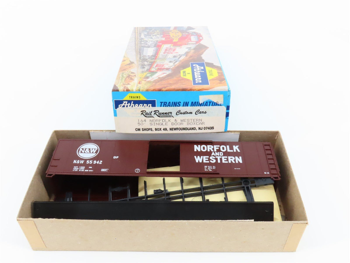 HO Scale Athearn / Rail Runner Kit #164 N&amp;W Norfolk &amp; Western 50&#39; Box Car #55942