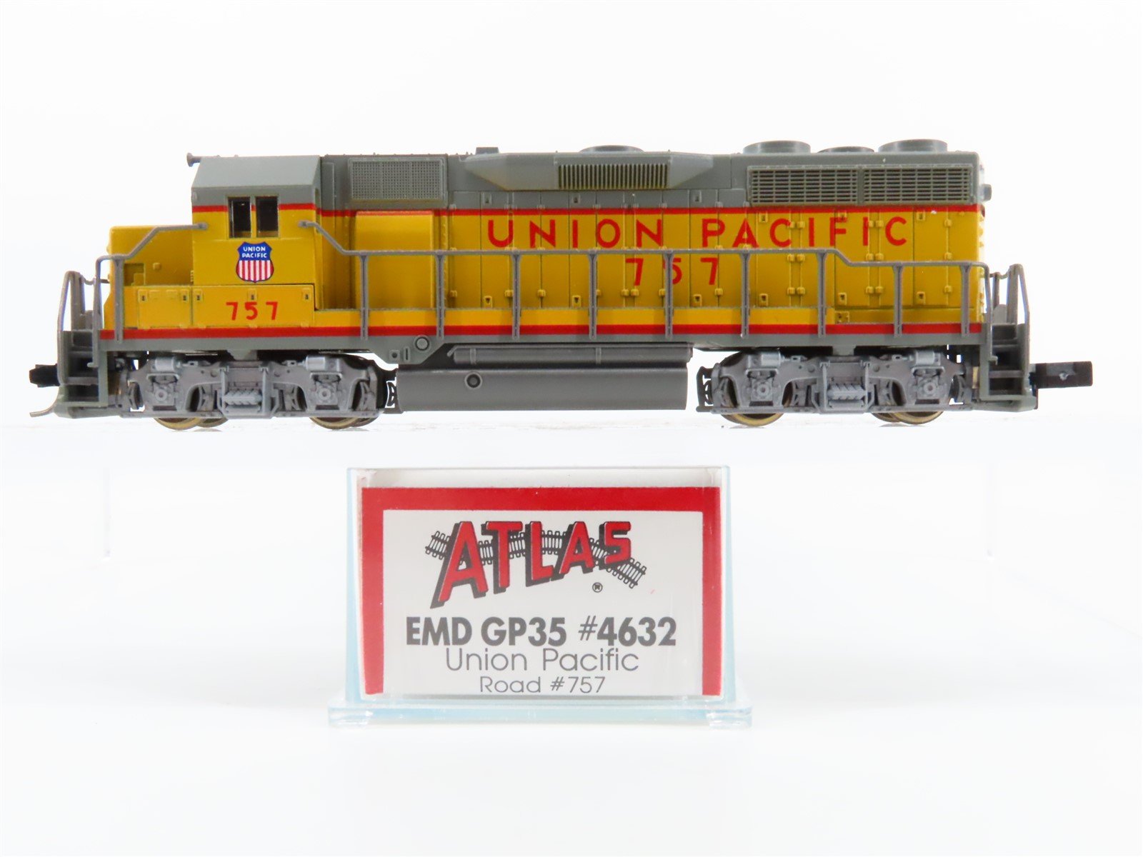 N Scale Atlas 4632 UP Union Pacific GP35 Diesel Locomotive #757