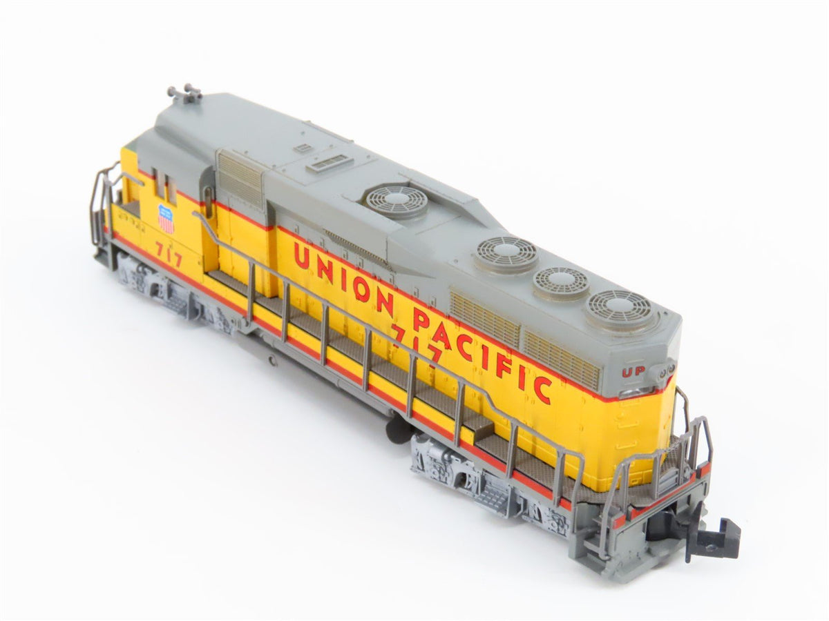 N Scale Atlas 4729 UP Union Pacific GP30 Diesel Locomotive #717