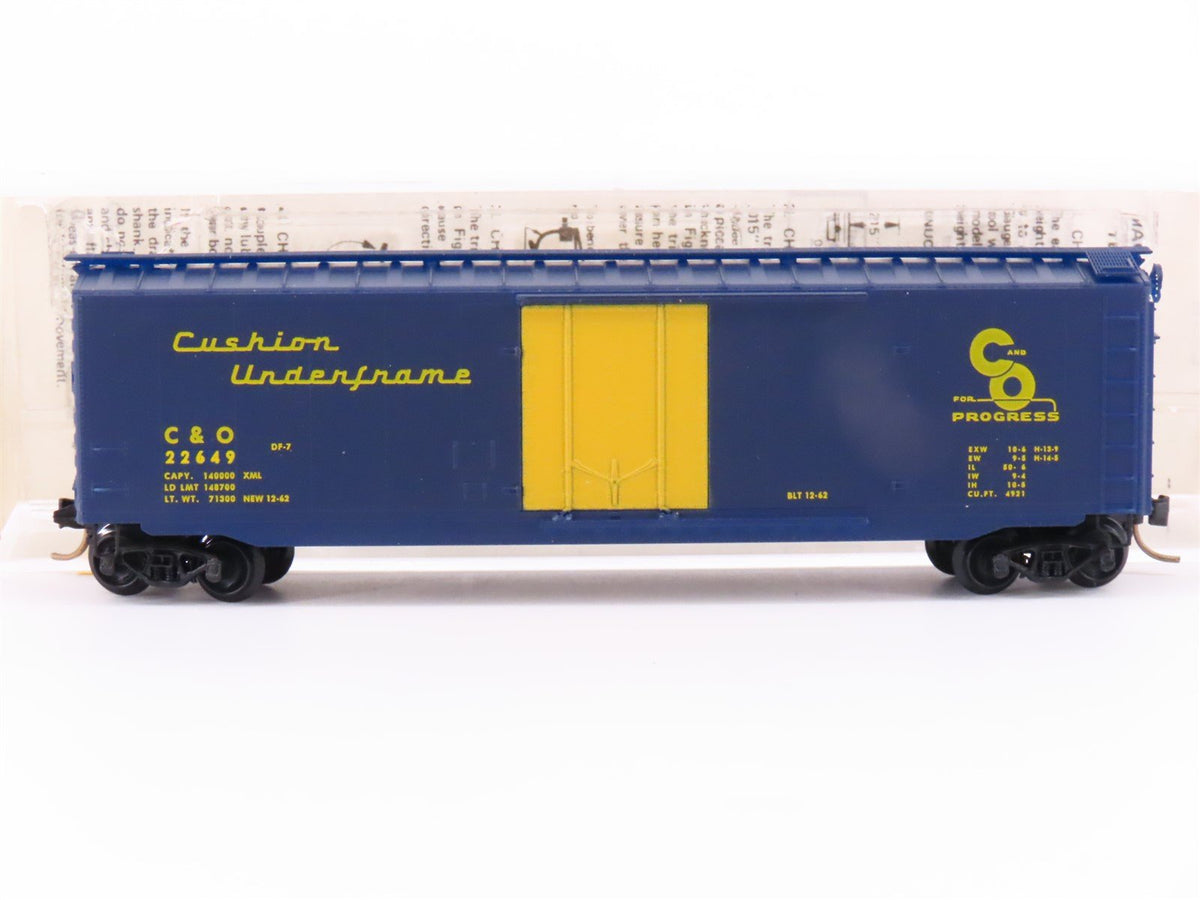 N Scale Kadee Micro-Trains MTL 32130 C&amp;O Chesapeake &amp; Ohio 50&#39; Box Car #22649