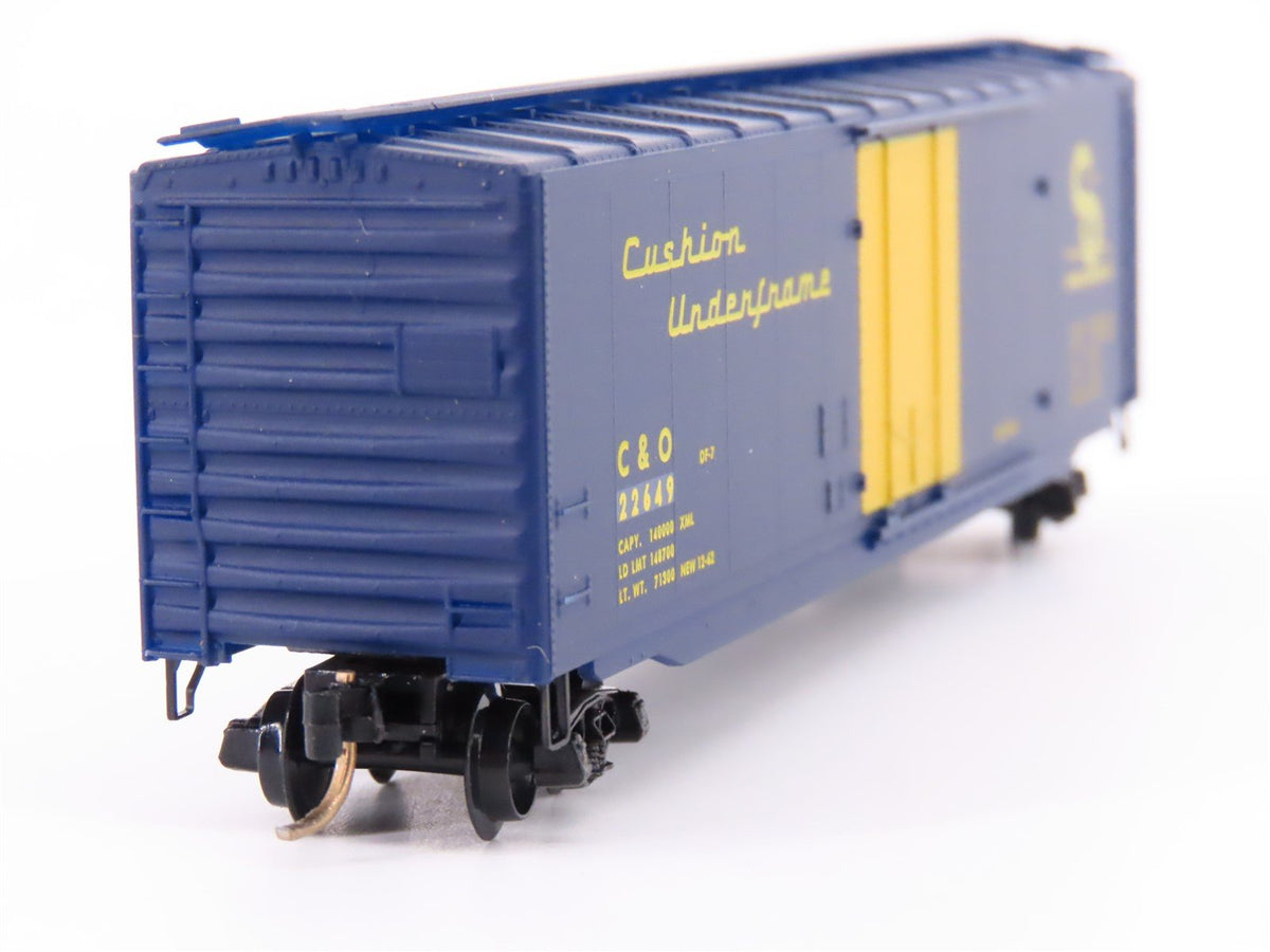 N Scale Kadee Micro-Trains MTL 32130 C&amp;O Chesapeake &amp; Ohio 50&#39; Box Car #22649