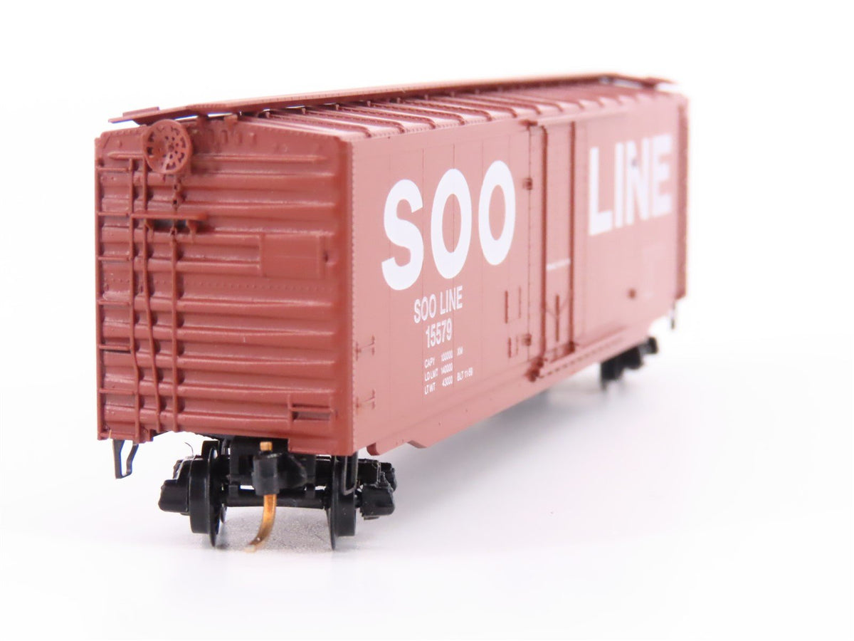 N Scale Kadee Micro-Trains MTL 32110 SOO Line 50&#39; Plug Door Box Car #15579