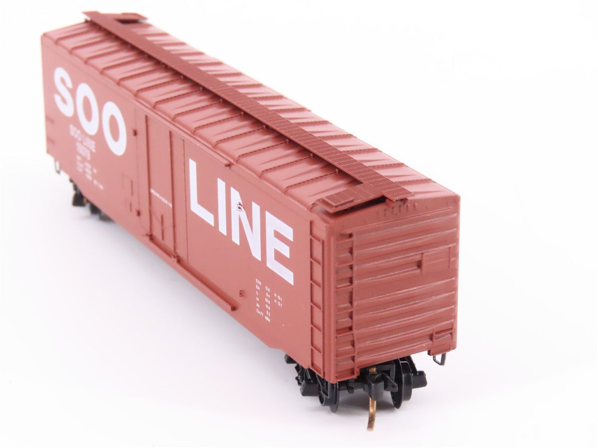 N Scale Kadee Micro-Trains MTL 32110 SOO Line 50&#39; Plug Door Box Car #15579