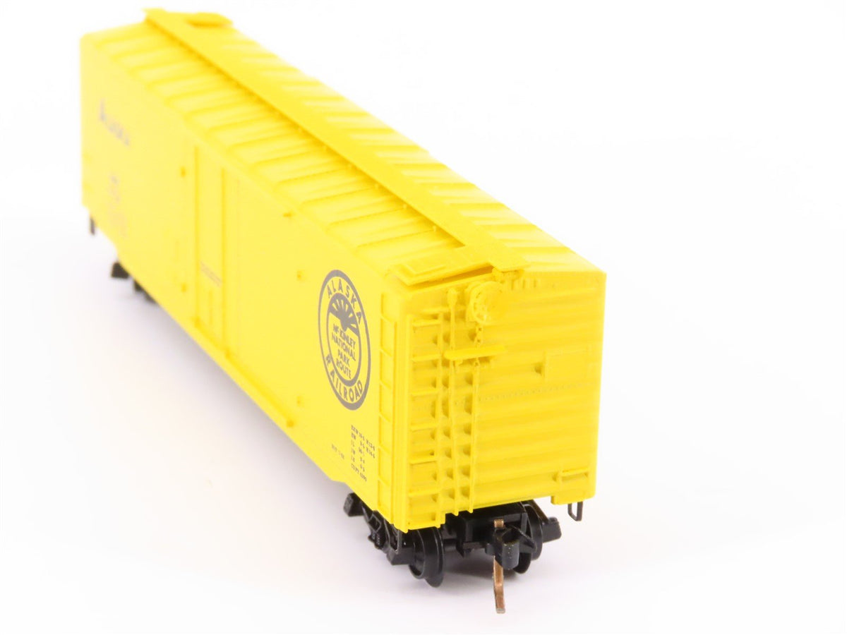 N Kadee Micro-Trains MTL 32100 ARR McKinley National Park Route Box Car #11734