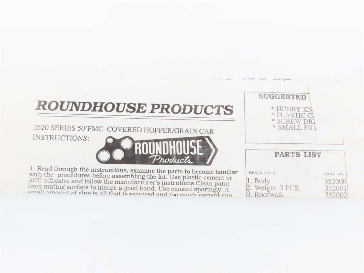 HO Roundhouse Kit #3523 CNW Chicago &amp; North Western 3-Bay Covered Hopper #178614