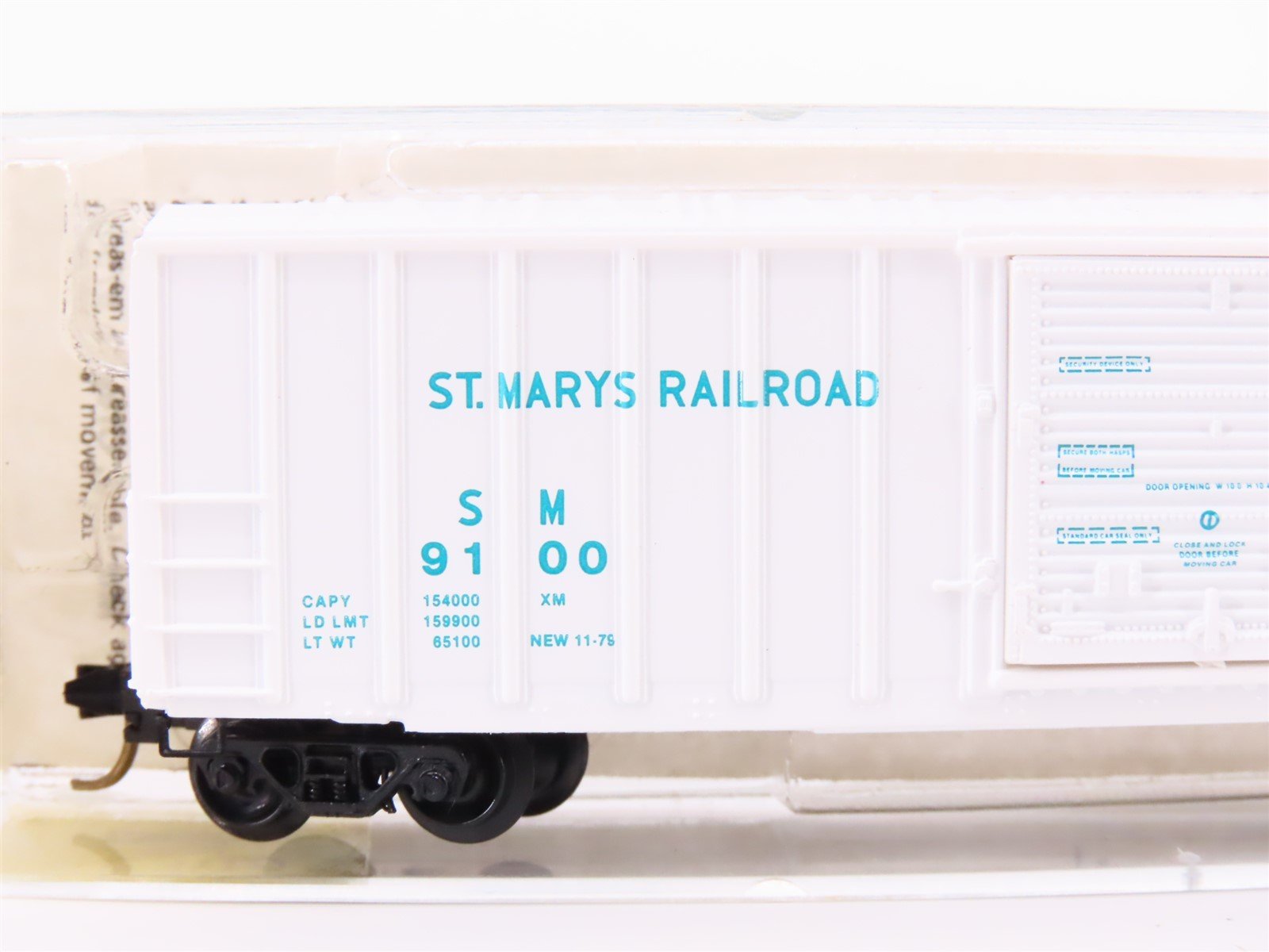 N Scale Kadee Micro-Trains MTL 25300 SM St Mary's Railroad 50' Box Car #9100