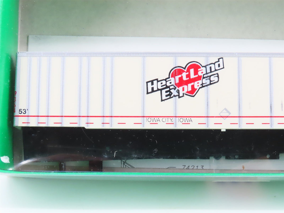 HO Bowser Kit #55569 Heartland Express 53&#39; Wabash Plate Wall Highway Trailer