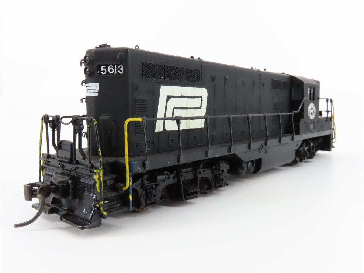 HO KATO PC P&amp;E Peoria &amp; Eastern EMD GP7 Diesel #5613 w/ DCC - Custom