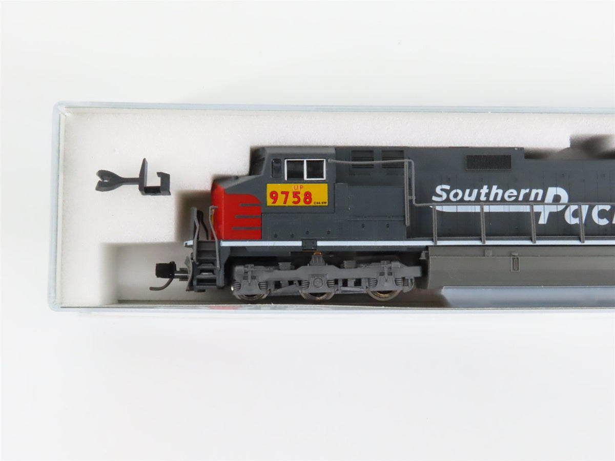 N Scale KATO 176-3602 SP Southern Pacific C44-9W Diesel Locomotive #9758