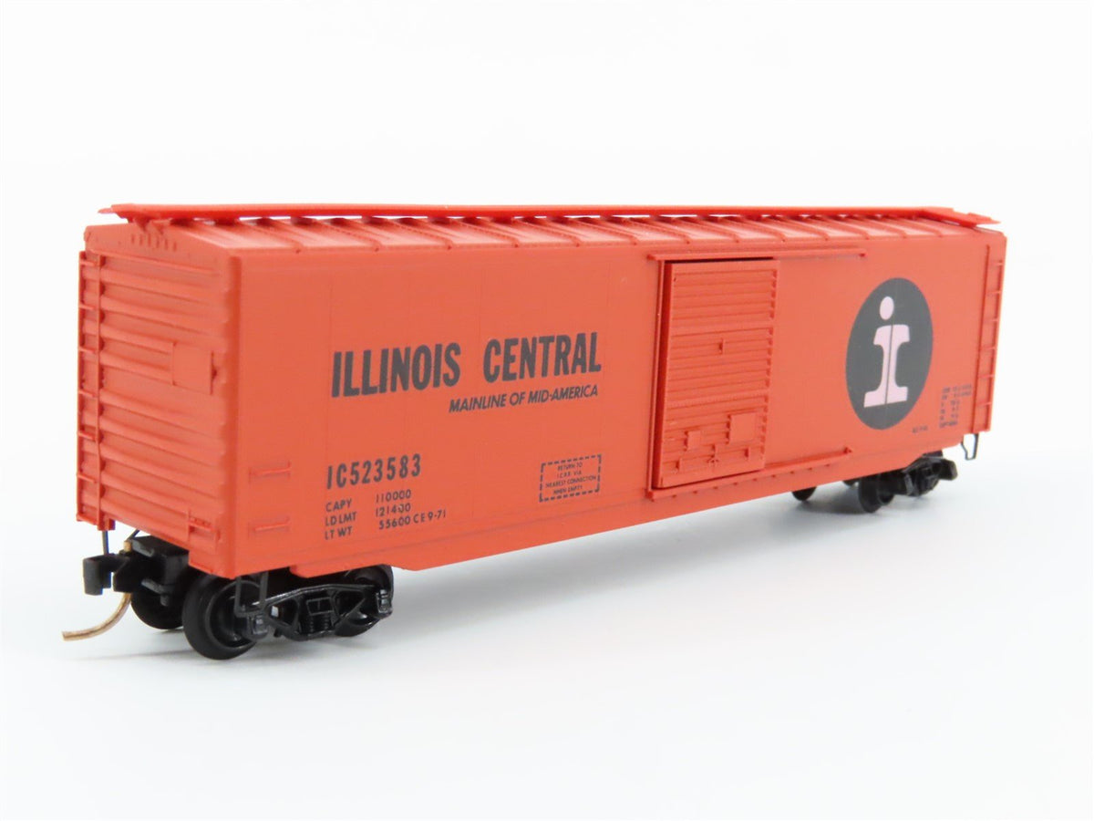 N Scale Kadee Micro-Trains MTL 31030 IC Illinois Central 50&#39; Box Car #523583