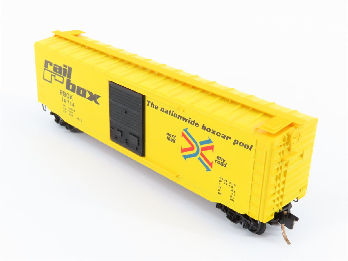 N Scale Kadee Micro-Trains MTL 31021 RBOX Railbox 50&#39; Single Door Box Car #14714