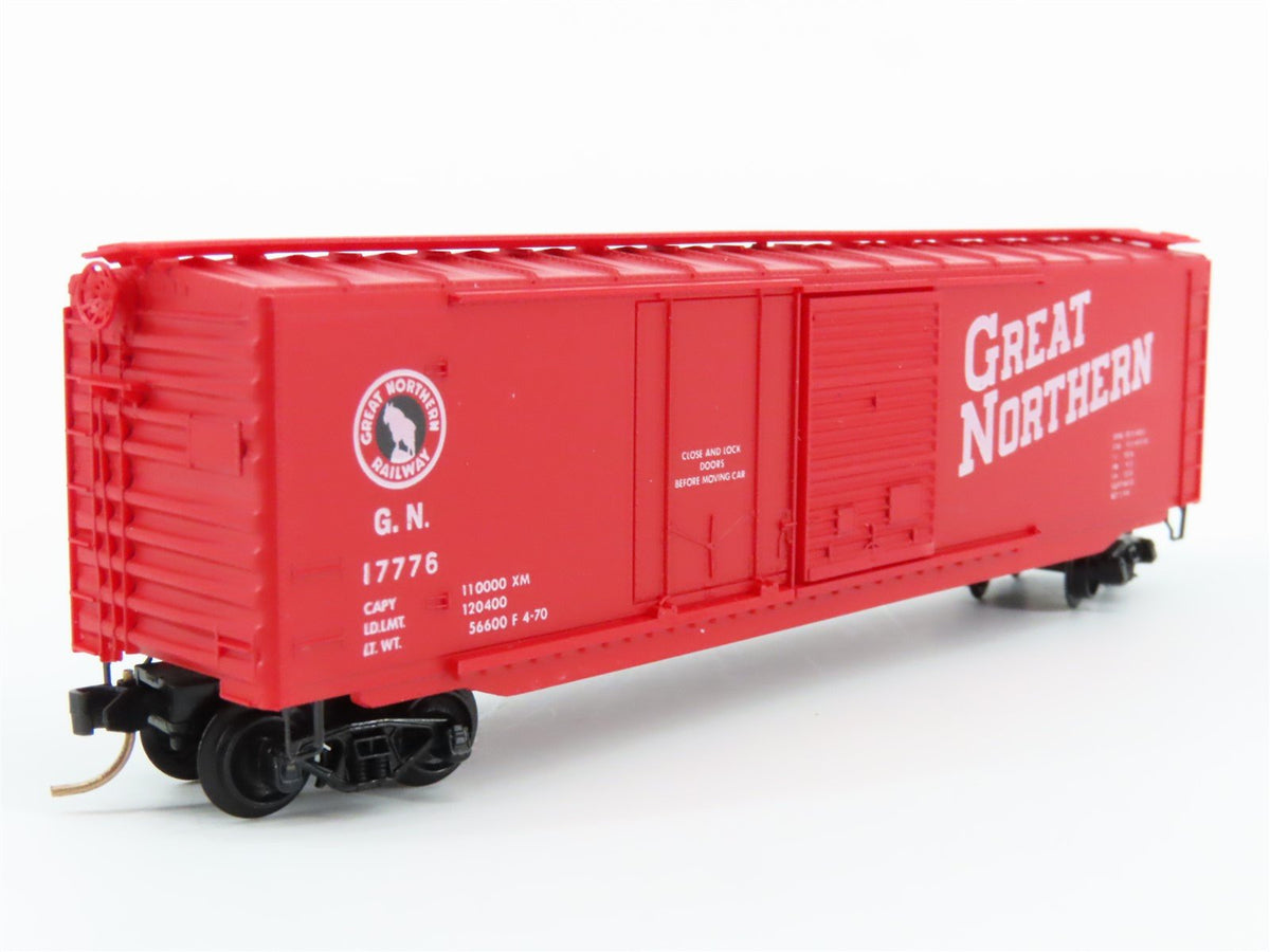 N Scale Kadee Micro-Trains MTL 33010 GN Great Northern 50&#39; Box Car #17776