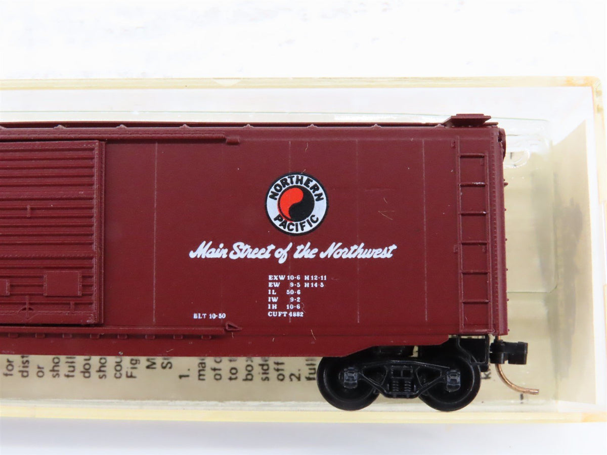 N Kadee Micro-Trains MTL 31060 NP Main Street of the Northwest 50&#39; Boxcar #31468