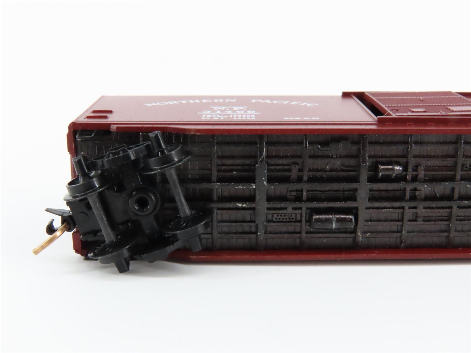 N Kadee Micro-Trains MTL 31060 NP Main Street of the Northwest 50' Boxcar #31468