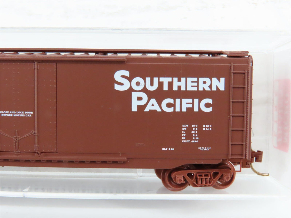 N Scale Micro-Trains MTL 32160 SP Southern Pacific Railroad 50&#39; Box Car #672925