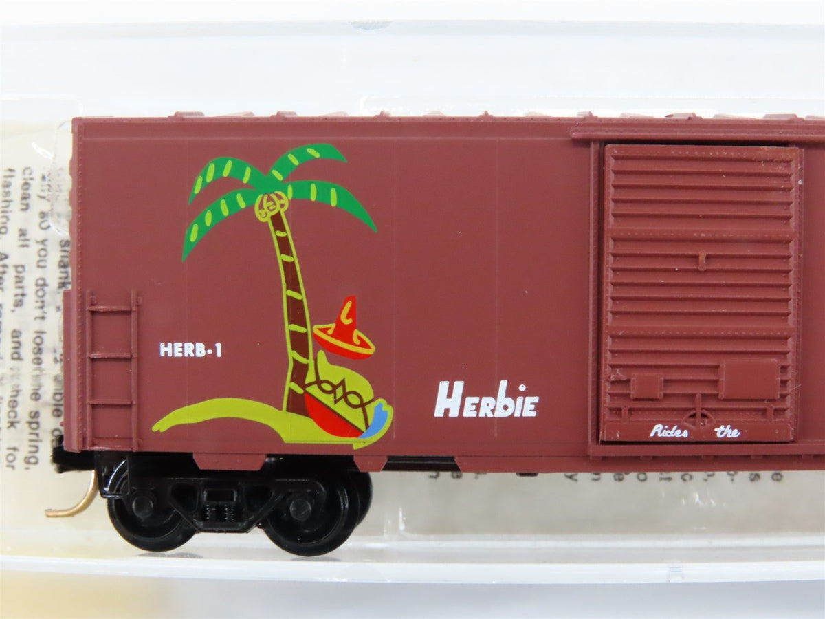 N Scale Micro-Trains MTL 24220 HERB Missouri Pacific Herbie 40&#39; Box Car #1