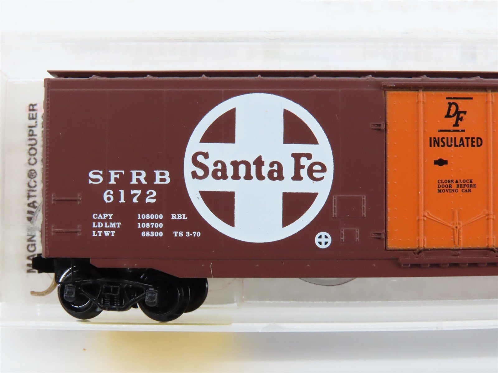 N Scale Micro-Trains MTL 32050/3 SFRB Santa Fe Railroad 50' Box Car #6172