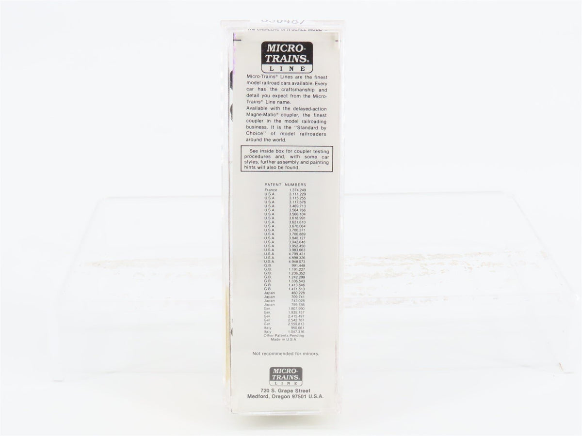 N Scale Micro-Trains MTL 33010 GN Great Northern Railroad 50&#39; Box Car #17833