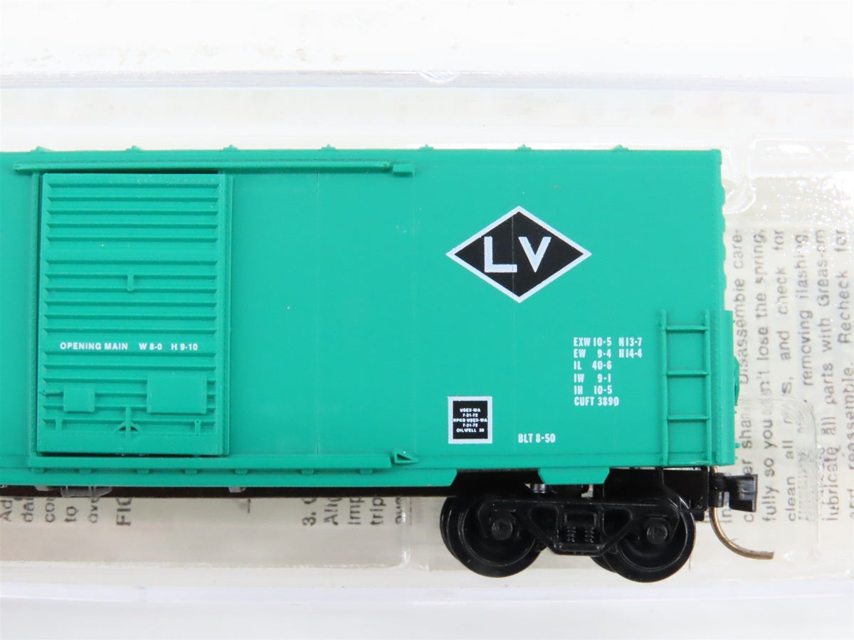 N Scale Micro-Trains MTL 24020 LV Lehigh Valley Railroad 40&#39; Box Car #66205