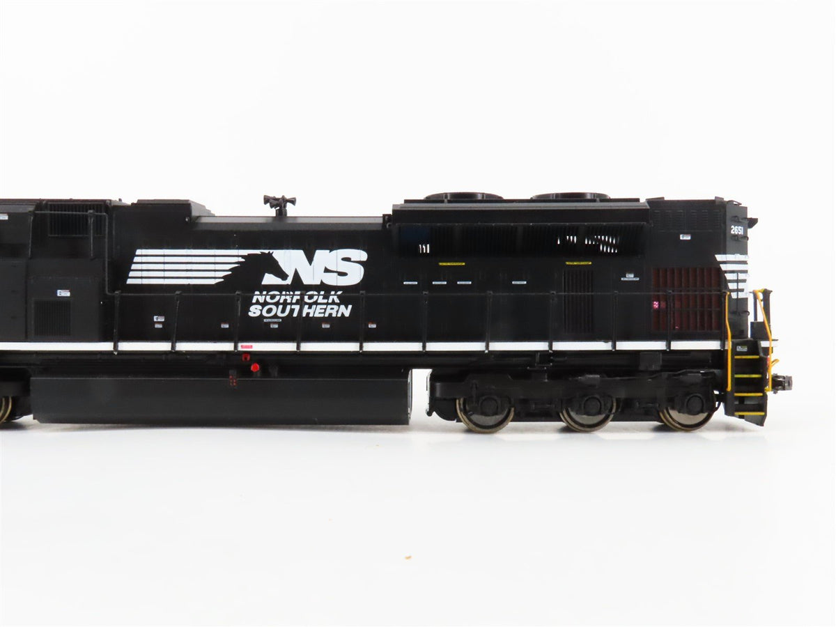 HO Scale MTH 80-2015-0 NS Norfolk Southern SD70M-2 Diesel #2651 w/DCC &amp; Sound