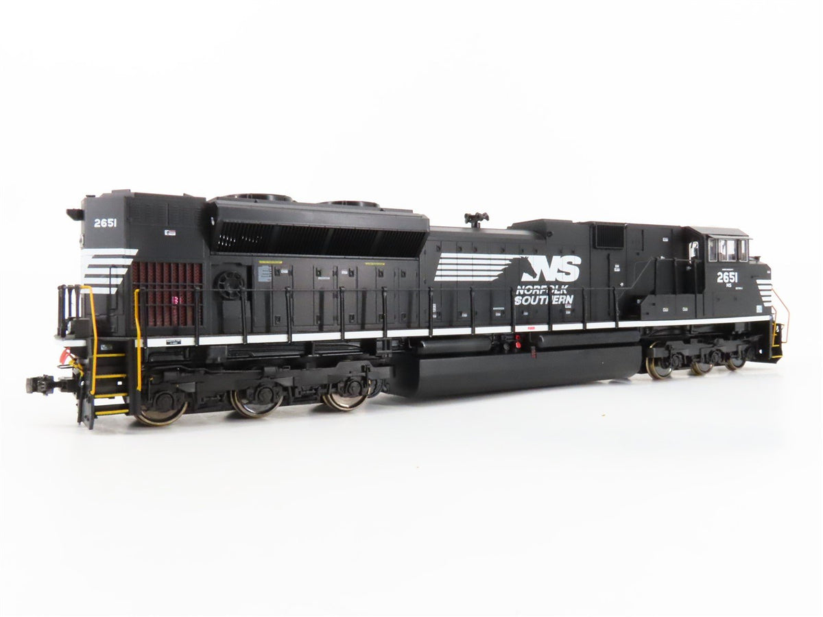 HO Scale MTH 80-2015-0 NS Norfolk Southern SD70M-2 Diesel #2651 w/DCC &amp; Sound