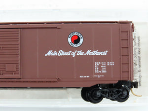 N Micro-Trains MTL 31060 NP Main Street Of The Northwest 50' Box Car #31430