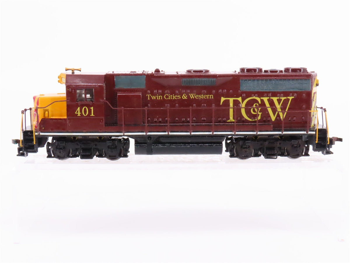 HO Scale Athearn TC&amp;W Twin Cities &amp; Western EMD GP35 Diesel #401 - Custom