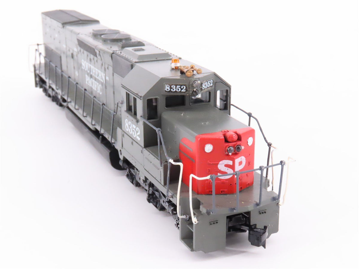 HO Scale Athearn SP Southern Pacific &quot;Bloody Nose&quot; EMD SD40T-2 Diesel #8352