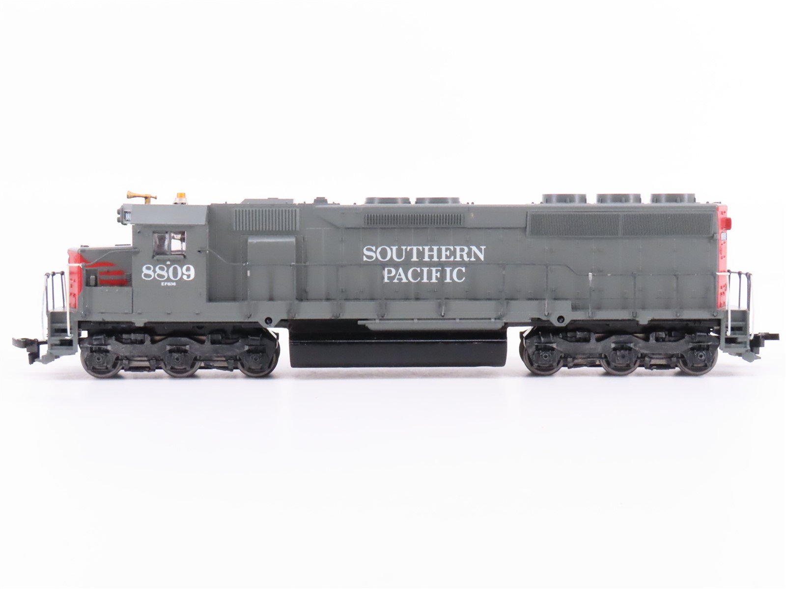 HO Athearn SP Southern Pacific "Bloody Nose" EMD SD45 Diesel Custom Rd #8809