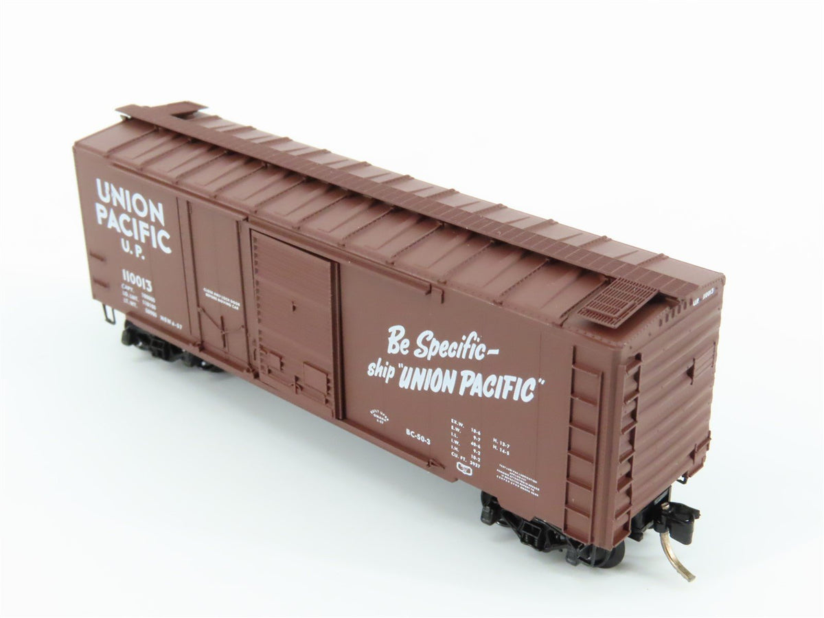 N Scale Micro-Trains MTL 22030 UP Union Pacific Railroad 40&#39; Box Car #11013