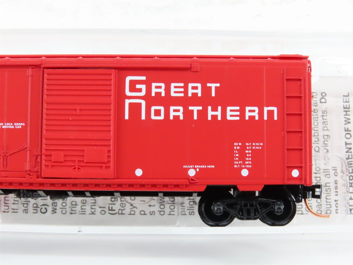 N Scale Micro-Trains MTL 22020 GN Great Northern Railroad 40&#39; Box Car #11878