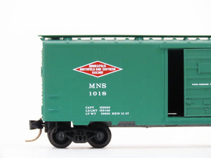 N Scale Kadee Micro-Trains MTL 20840 MNS Railway 40' Single Door Box Car #1018