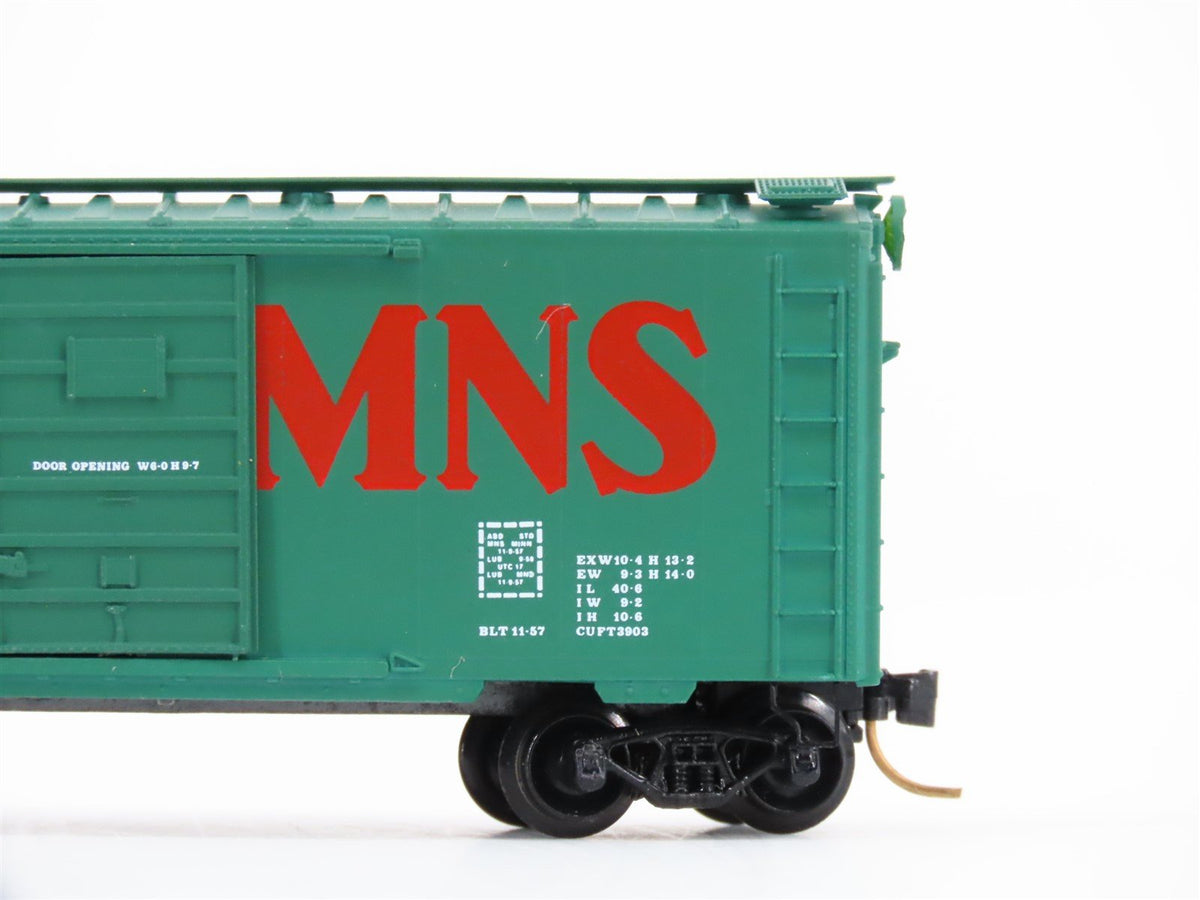 N Scale Kadee Micro-Trains MTL 20840 MNS Railway 40&#39; Single Door Box Car #1018