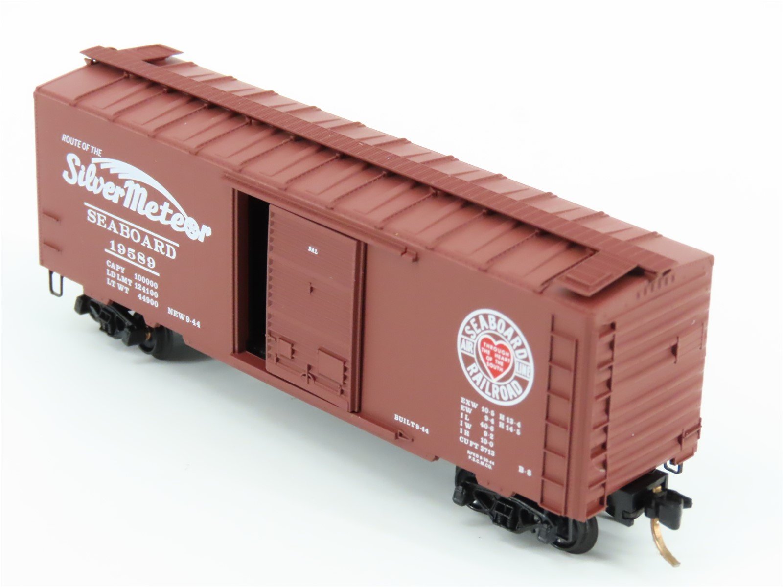 N Kadee Micro-Trains MTL 20570 SAL Seaboard Silver Meteor 40' Box Car #19589