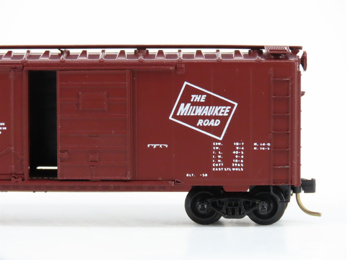 N Kadee Micro-Trains MTL 22180 MILW Milwaukee 40&#39; Box Car #29507 - Blue Label