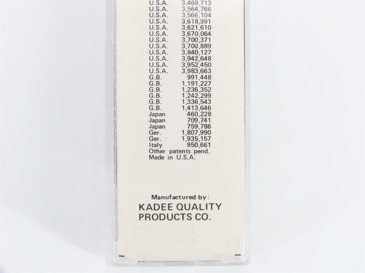N Scale Kadee Micro-Trains MTL 22030 UP Union Pacific 40&#39; Box Car #110022