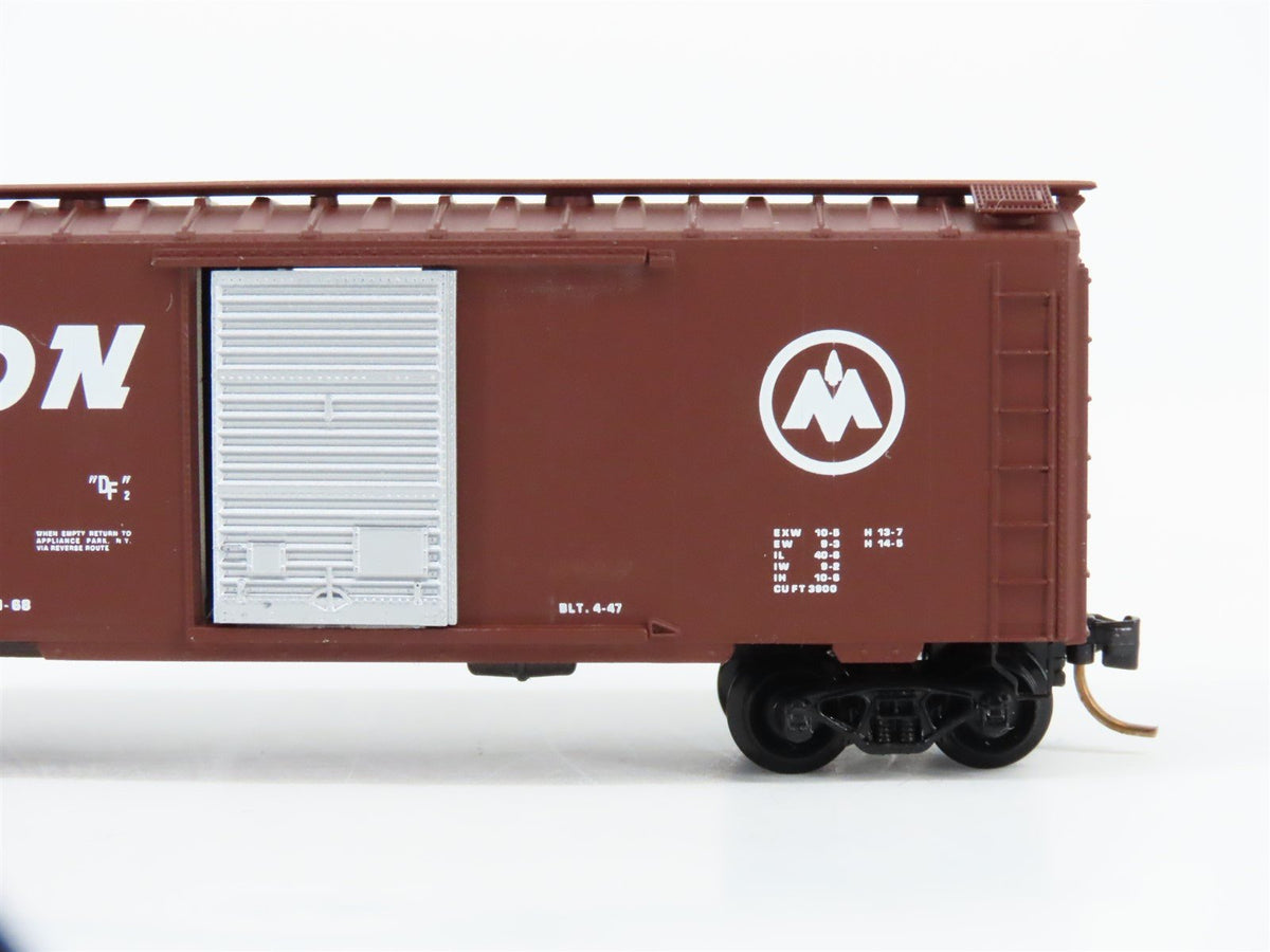 N Scale Kadee Micro-Trains MTL 20770 MON Monon 40&#39; Single Door Box Car #1233