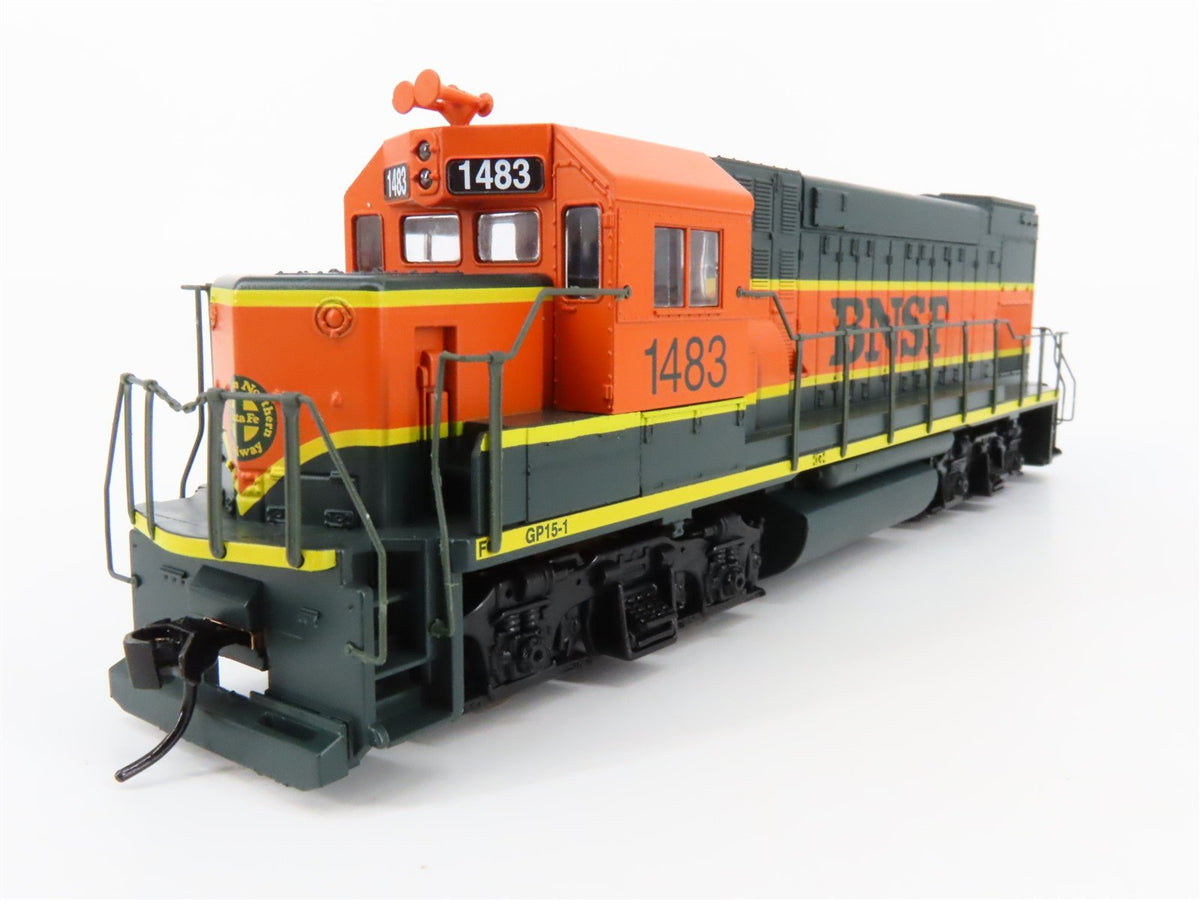 HO Scale Walthers 931-1210 BNSF Railway Flyer Express Diesel Set w/Cars &amp; Track