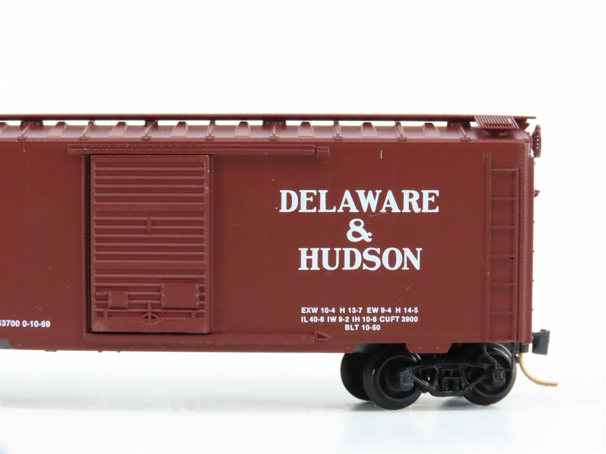 N Scale Kadee Micro-Trains MTL 20520 D&amp;H &quot;The Bridge Line&quot; 40&#39; Box Car #18452