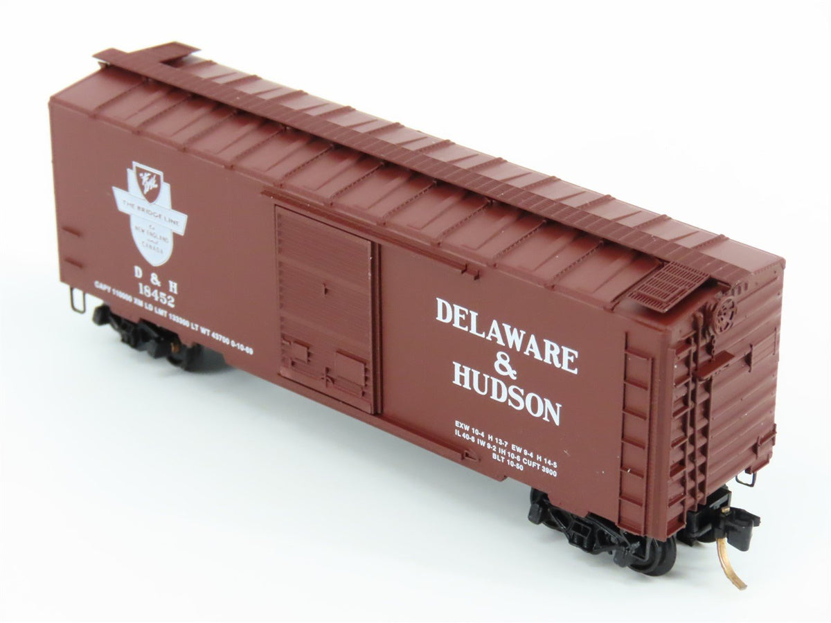 N Scale Kadee Micro-Trains MTL 20520 D&amp;H &quot;The Bridge Line&quot; 40&#39; Box Car #18452