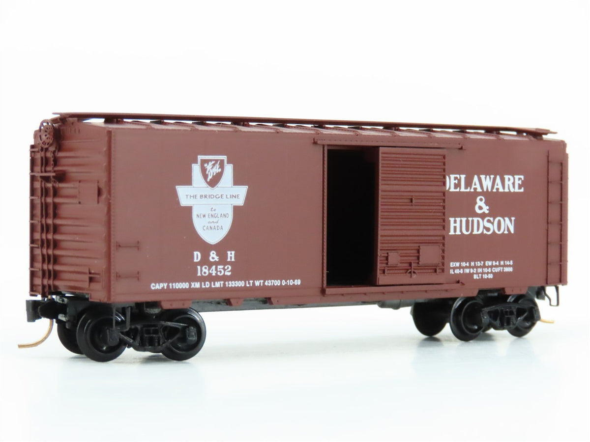 N Scale Kadee Micro-Trains MTL 20520 D&amp;H &quot;The Bridge Line&quot; 40&#39; Box Car #18452