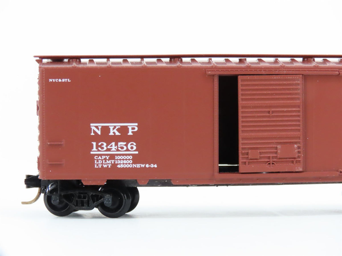 N Scale Kadee Micro-Trains MTL 20016 NKP Nickel Plate Road 40&#39; Box Car #13456