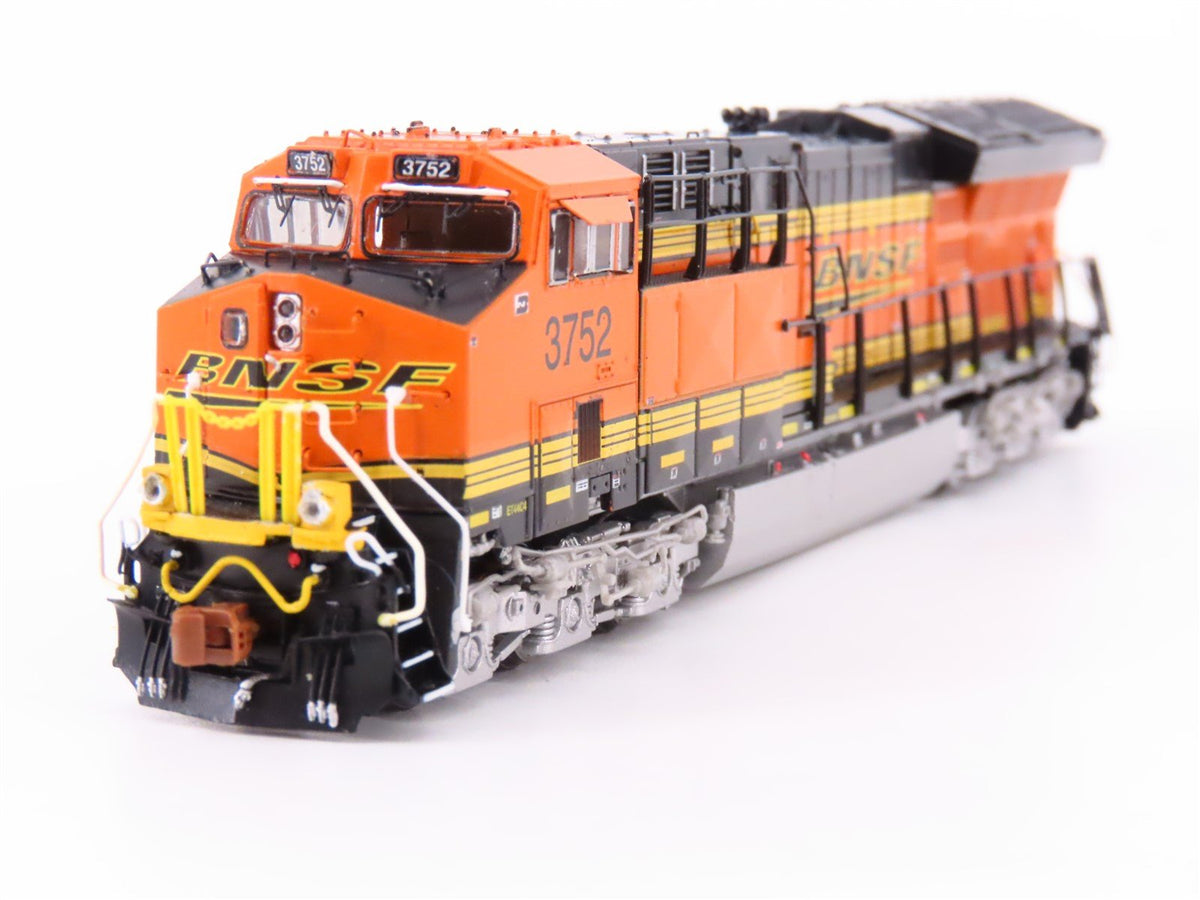 N Scaletrains SXT33626 BNSF GE Tier 4 GEVO ET44C4 Diesel #3752 w/ DCC &amp; Sound