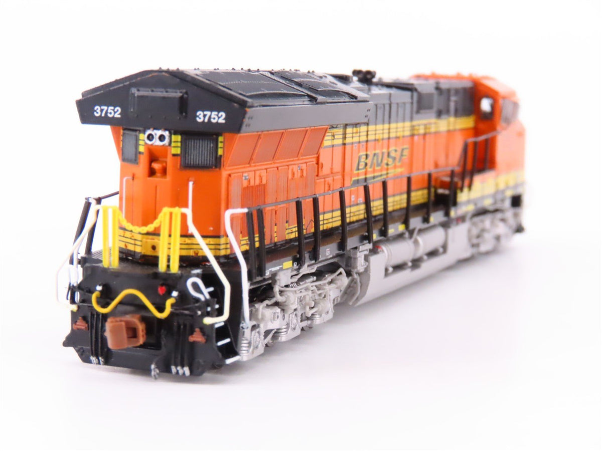 N Scaletrains SXT33626 BNSF GE Tier 4 GEVO ET44C4 Diesel #3752 w/ DCC &amp; Sound