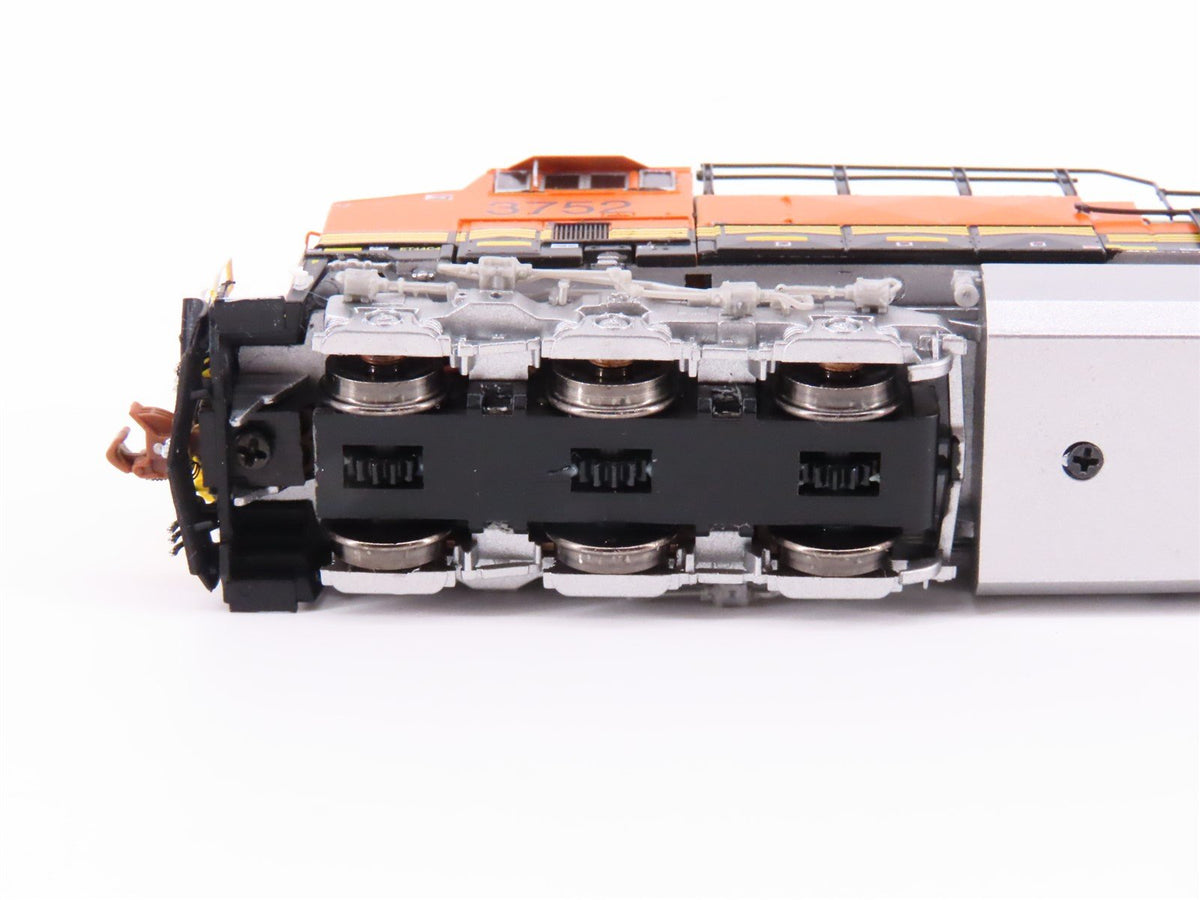 N Scaletrains SXT33626 BNSF GE Tier 4 GEVO ET44C4 Diesel #3752 w/ DCC &amp; Sound