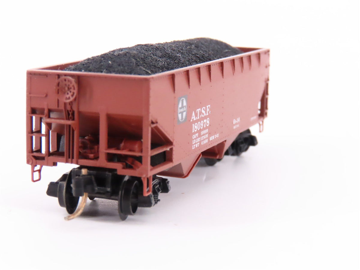 N Scale Micro-Trains MTL/Kadee 55011 ATSF Railway 33&#39; Hopper Car #180978 wLoad