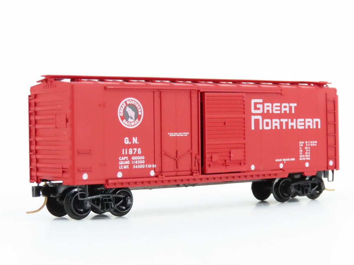 N Scale Kadee Micro-Trains MTL 22020 GN Great Northern 40&#39; Box Car #11876