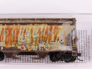 N Micro-Trains MTL 98305037 SOU Southern 3-Bay Covered Hopper 3-Pack w/ Graffiti