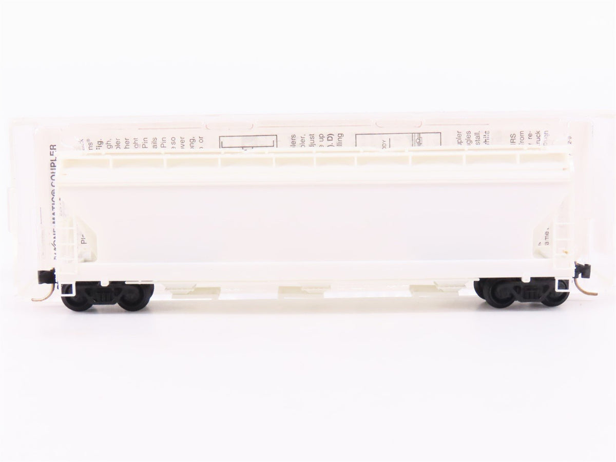 N Micro-Trains MTL 94000 Series Undecorated ACF Centerflow 3-Bay Covered Hopper